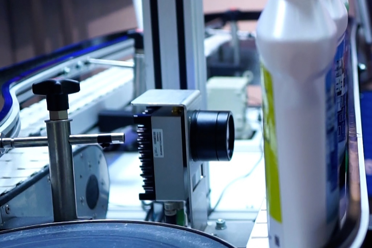 100% controle met machine vision & robots