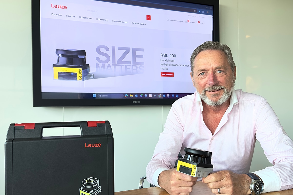 De kleinste veiligheidslaserscanner op de markt 11